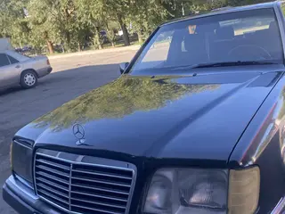 Mercedes-Benz E 280