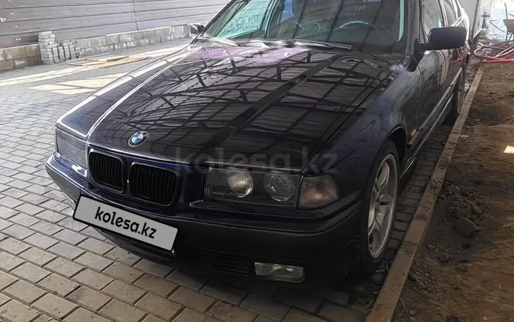 BMW 328 1997 года за 3 100 000 тг. в Алматы