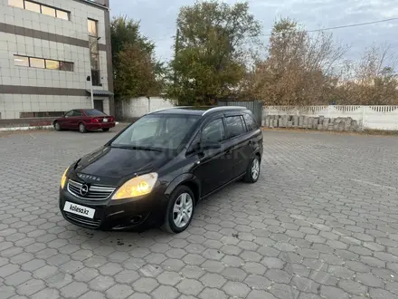 Opel Zafira 2009 года за 3 500 000 тг. в Караганда