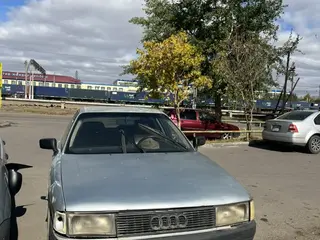 Audi 80