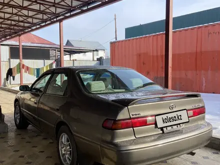 Toyota Camry 1998 года за 3 200 000 тг. в Алматы – фото 5