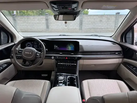Kia Carnival 2022 года за 19 500 000 тг. в Алматы – фото 7