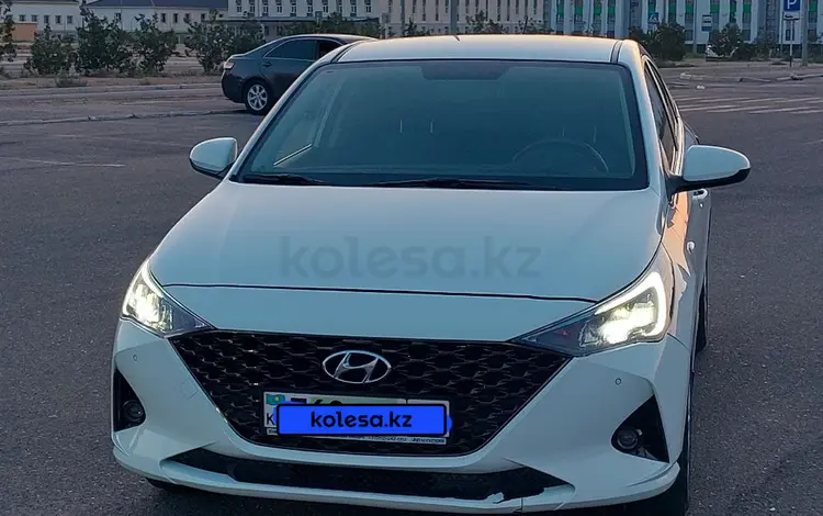 Hyundai Accent 2021 года за 8 500 000 тг. в Актау