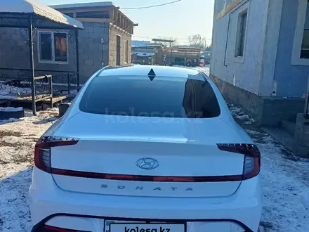Hyundai Sonata 2022 года за 12 200 000 тг. в Алматы – фото 7