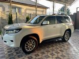 Toyota Land Cruiser Prado 2021 года за 24 900 000 тг. в Тараз – фото 2