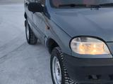 Chevrolet Niva 2008 года за 1 950 000 тг. в Караганда – фото 2