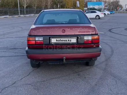 Volkswagen Passat 1990 года за 900 000 тг. в Алматы – фото 4