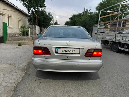 Mercedes-Benz E 320 2000 года за 6 000 000 тг. в Шымкент – фото 21