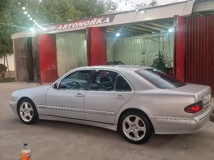 Mercedes-Benz E 320 2000 года за 6 000 000 тг. в Шымкент – фото 26