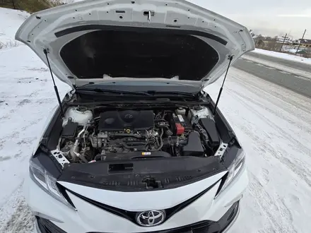 Toyota Camry 2021 года за 14 000 000 тг. в Семей – фото 8