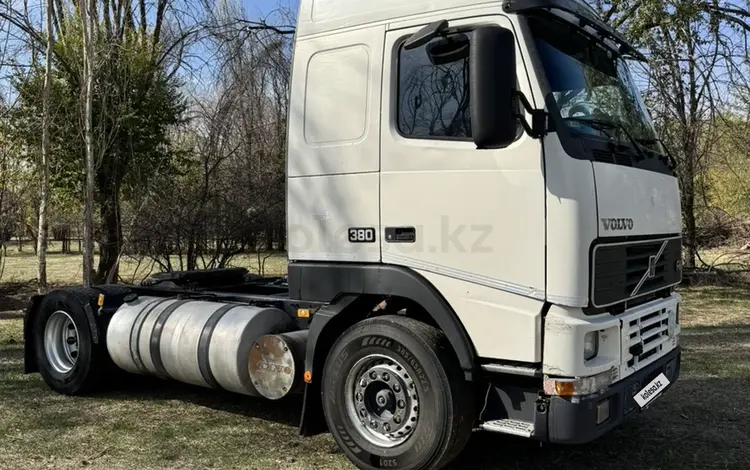 Volvo  FH 2000 года за 14 800 000 тг. в Мерке
