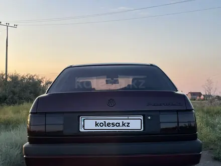 Volkswagen Passat 1993 года за 1 300 000 тг. в Экибастуз – фото 4
