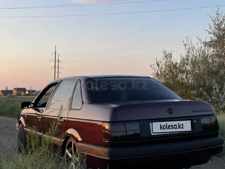 Volkswagen Passat 1993 года за 1 300 000 тг. в Экибастуз – фото 6