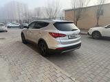Hyundai Santa Fe 2014 года за 8 000 000 тг. в Атырау – фото 5