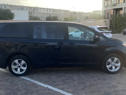 Toyota Sienna 2011 года за 6 500 000 тг. в Актау – фото 4