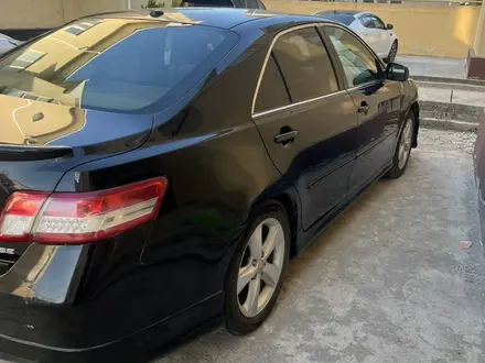 Toyota Camry 2011 года за 6 998 000 тг. в Жанаозен – фото 3