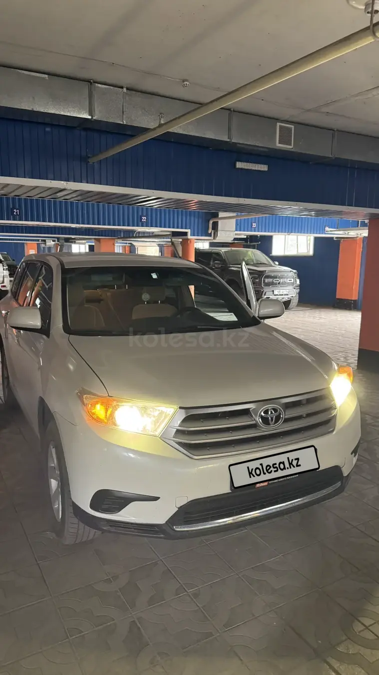 Toyota Highlander, 2011
