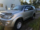Toyota Fortuner 2006 годаүшін8 500 000 тг. в Актобе – фото 2