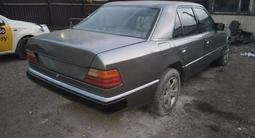 Mercedes-Benz E 230 1990 годаfor1 300 000 тг. в Астана – фото 5