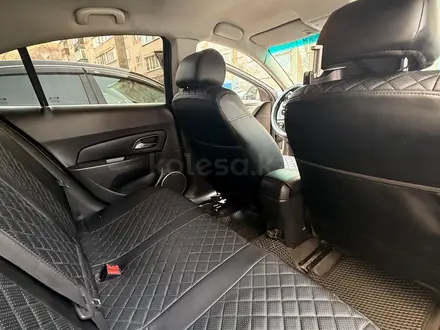 Chevrolet Cruze 2013 года за 3 500 000 тг. в Петропавловск – фото 12