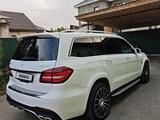 Mercedes-Benz GLS 450 2017 года за 26 000 000 тг. в Алматы – фото 4