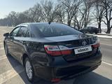 Toyota Camry 2017 годаfor7 500 000 тг. в Алматы – фото 3