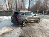 Kia Sorento 2023 годаfor19 500 000 тг. в Алматы – фото 2