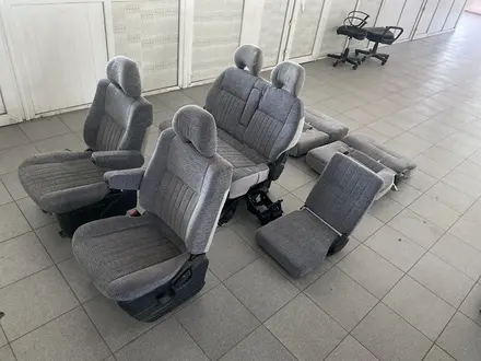 Комплект сидений MMC DELICA за 360 000 тг. в Алматы – фото 2