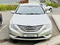 Hyundai Sonata 2010 года за 4 350 000 тг. в Астана – фото 2