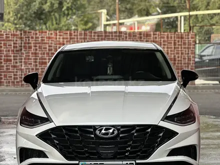Hyundai Sonata 2021 года за 8 900 000 тг. в Алматы