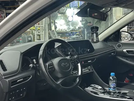 Hyundai Sonata 2021 года за 8 900 000 тг. в Алматы – фото 6