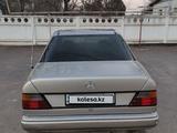 Mercedes-Benz E 230 1987 годаүшін900 000 тг. в Алматы – фото 3