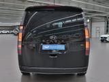 Hyundai Staria Luxe 2023 года за 18 990 000 тг. в Алматы – фото 5