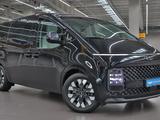 Hyundai Staria Luxe 2023 года за 18 990 000 тг. в Алматы – фото 3