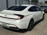 Hyundai Sonata 2022 года за 10 500 000 тг. в Алматы – фото 4