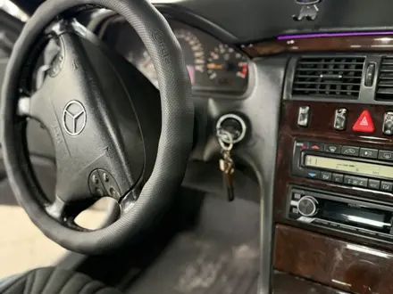 Mercedes-Benz E 320 1997 года за 4 500 000 тг. в Алматы – фото 6