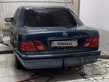 Mercedes-Benz E 240 1997 годаүшін4 800 000 тг. в Астана – фото 3