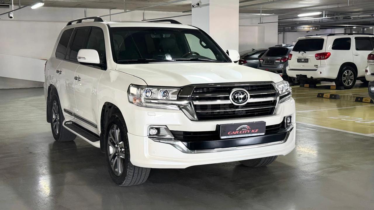 Toyota Land Cruiser 2019 г.