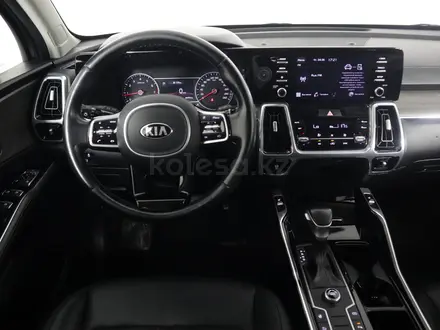 Kia Sorento Luxe 2021 года за 13 980 000 тг. в Астана – фото 17