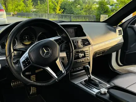 Mercedes-Benz E 200 2011 года за 7 000 000 тг. в Алматы – фото 13