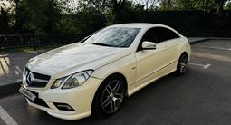 Mercedes-Benz E 200 2011 годаүшін7 000 000 тг. в Алматы – фото 2