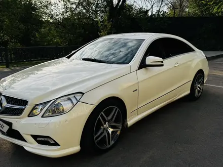 Mercedes-Benz E 200 2011 года за 7 000 000 тг. в Алматы – фото 2