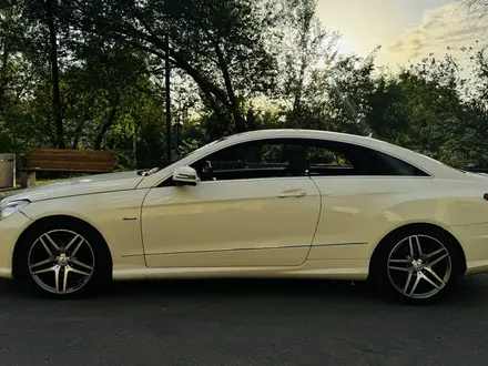 Mercedes-Benz E 200 2011 года за 7 000 000 тг. в Алматы – фото 3