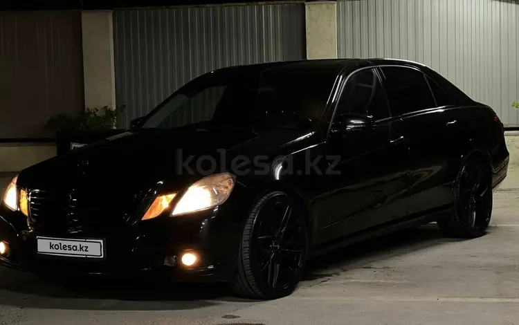 Mercedes-Benz E 350 2011 года за 11 000 000 тг. в Актау