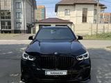 BMW X5 2022 года за 45 000 000 тг. в Костанай – фото 2