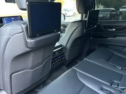 Lexus LX 600 2024 года за 74 000 000 тг. в Алматы – фото 10