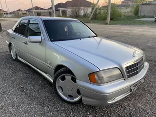 Mercedes-Benz C 280