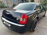 Chrysler 300C 2006 года за 6 000 000 тг. в Алматы – фото 4