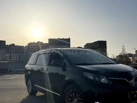 Toyota Sienna 2019 года за 17 700 000 тг. в Астана – фото 4