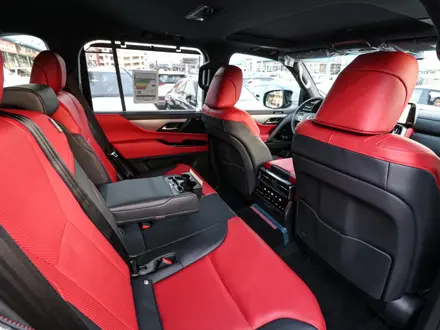 Lexus LX 700h F Sport 2025 года за 108 500 000 тг. в Алматы – фото 21
